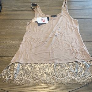 NWT Buckle tank with lace